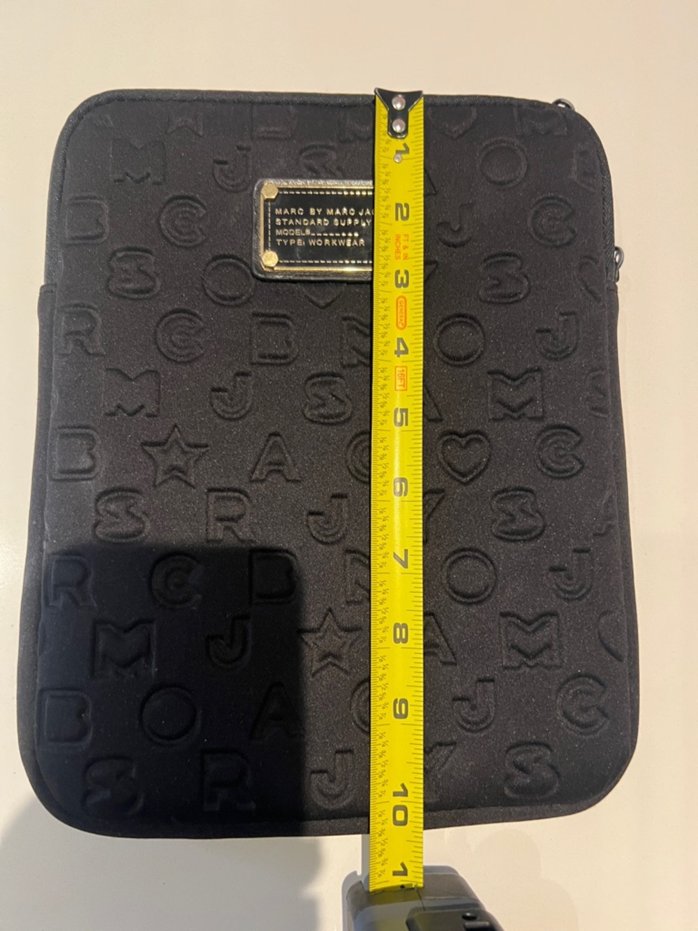 Marc by Marc Jacobs Black Neoprene Vertical Dreamy Tablet Case - Picture 5 of 9